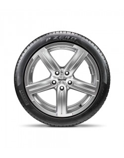 Pneus Pirelli P Zero