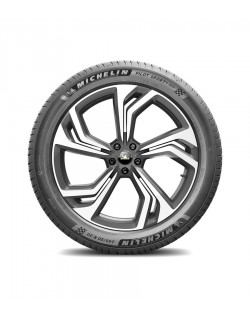 Pirelli P-cero